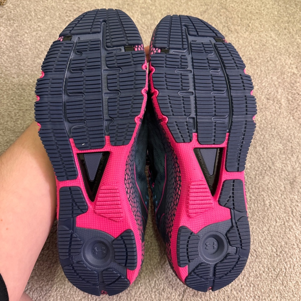 EUC Under Armour Men’s Hovr Tokyo Machina Blue and Pink Running Sneaker Size 13 - Picture 5 of 8